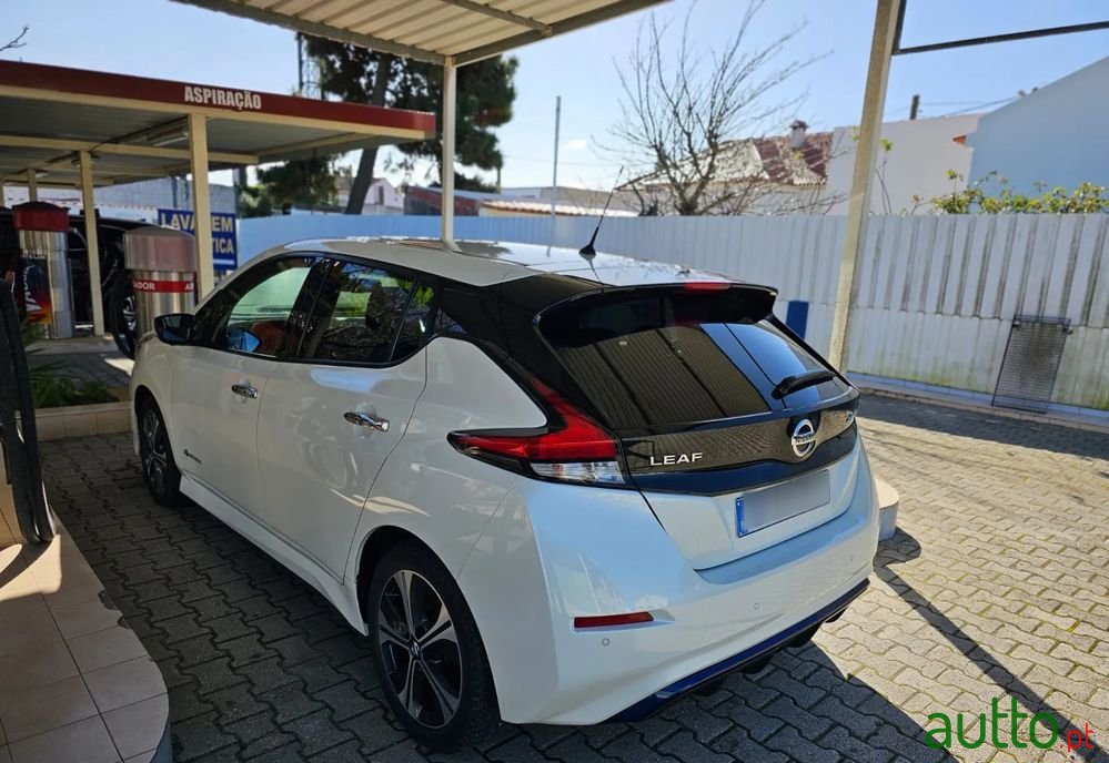 2018' Nissan Leaf 40 Kwh N-Connecta photo #3