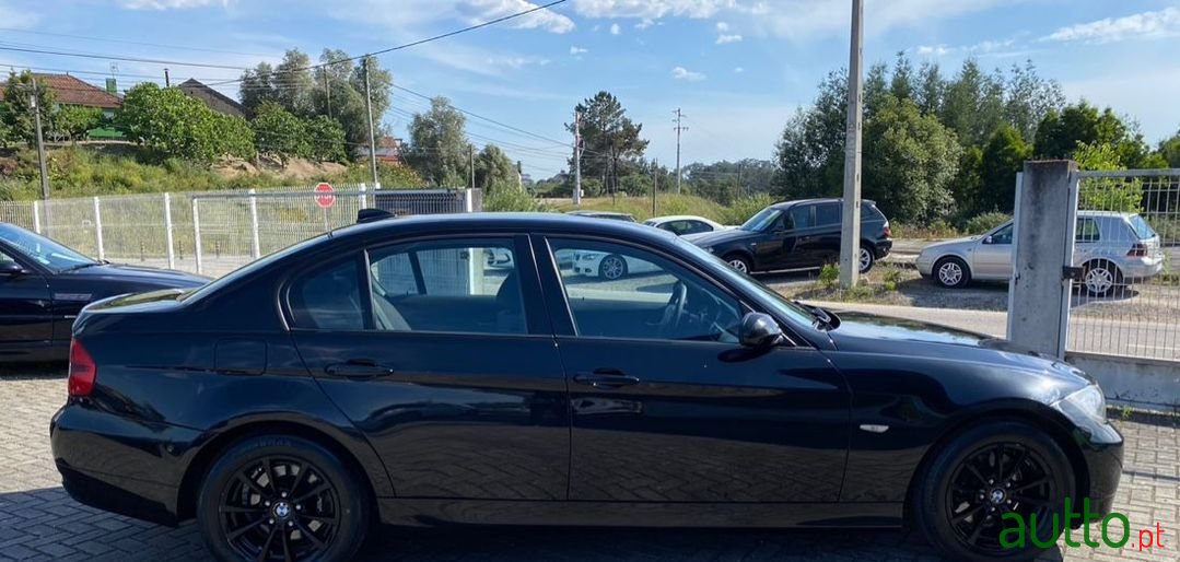 2008' BMW 320 photo #4