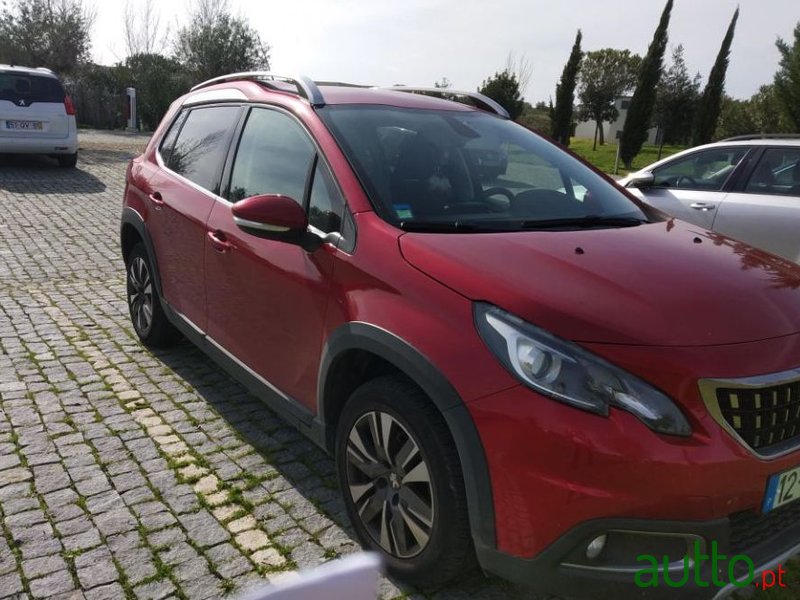 2016' Peugeot 2008 photo #1