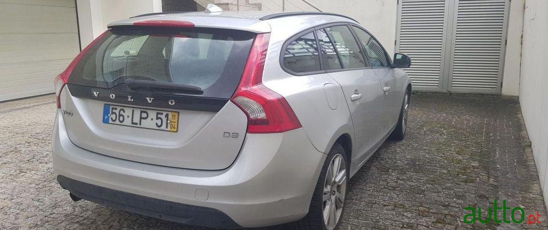 2011' Volvo V60 photo #3