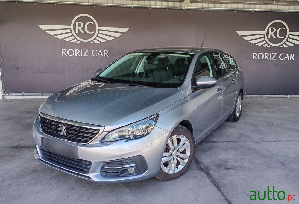 2018' Peugeot 308 Sw photo #1