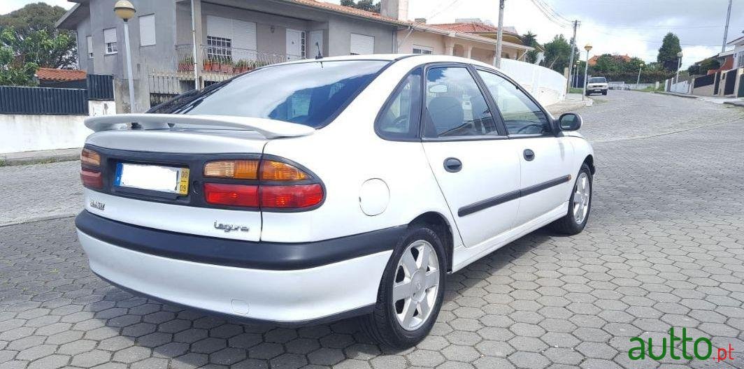 2000' Renault Laguna photo #1