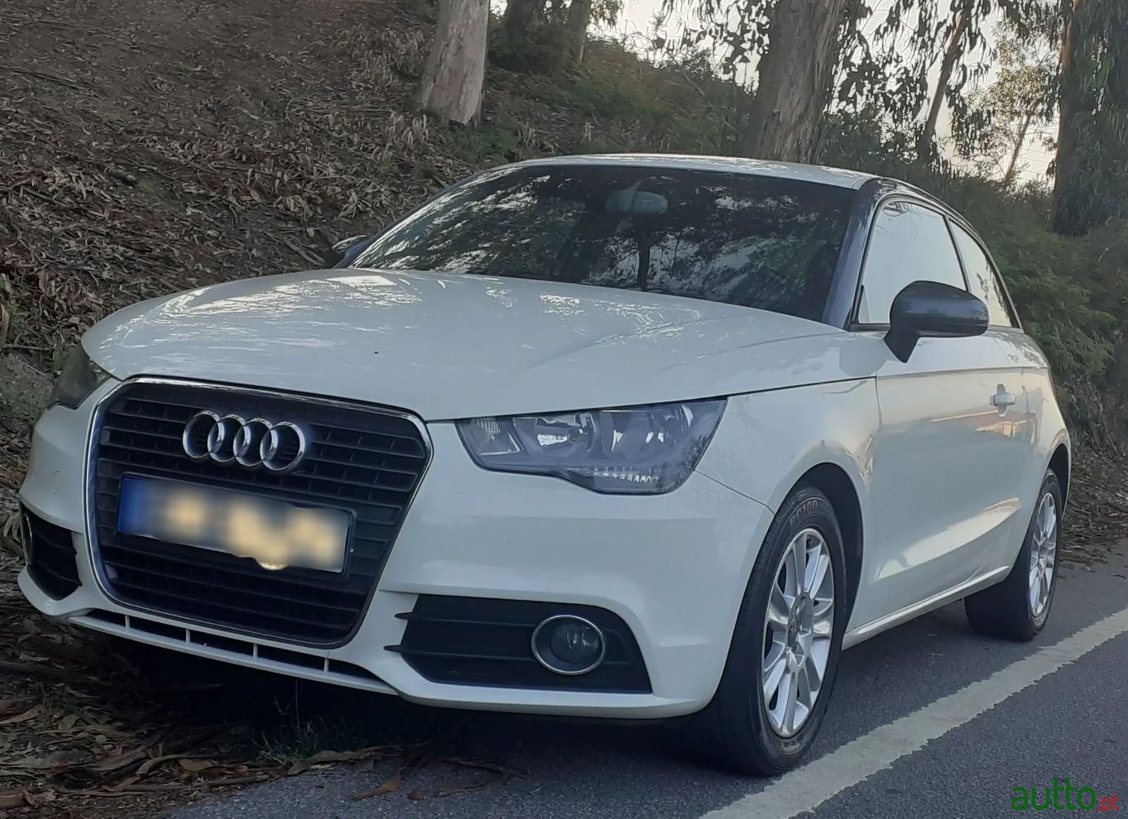 2011' Audi A1 photo #2