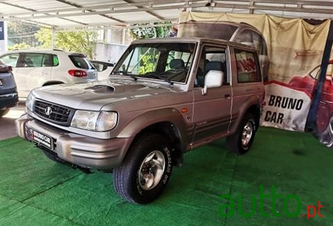 2000' Hyundai Galloper photo #3