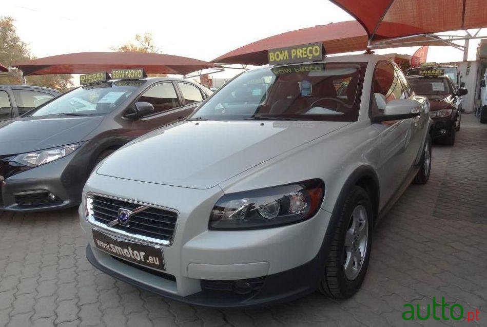 2008' Volvo C30 1.6 D Nível 2 photo #2