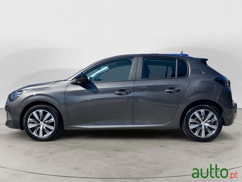 2023' Peugeot 208 photo #2