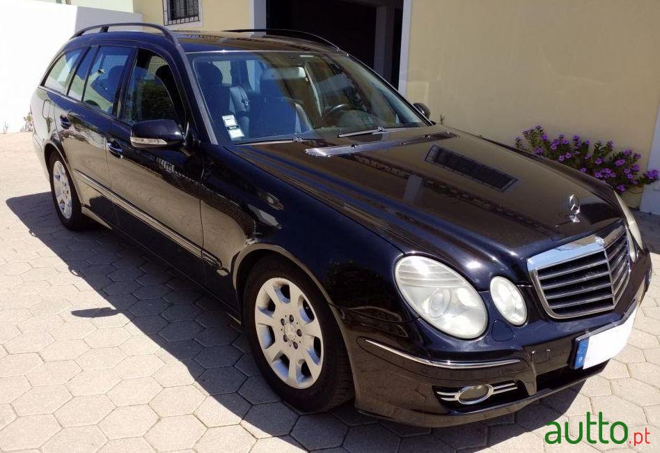 2008' Mercedes-Benz E-220 Avantgard photo #1