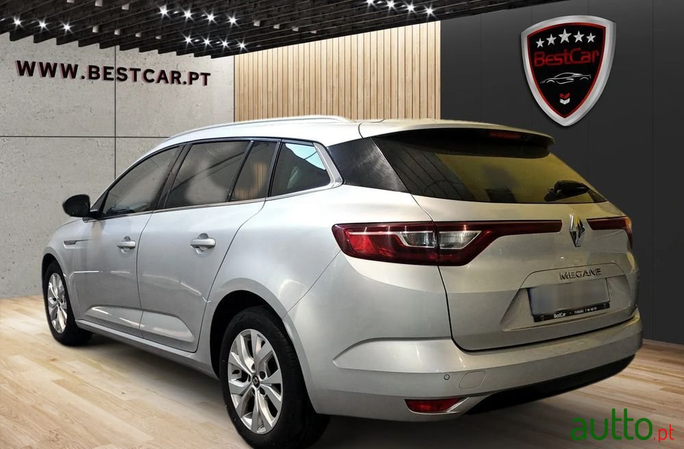 2019' Renault Megane photo #4