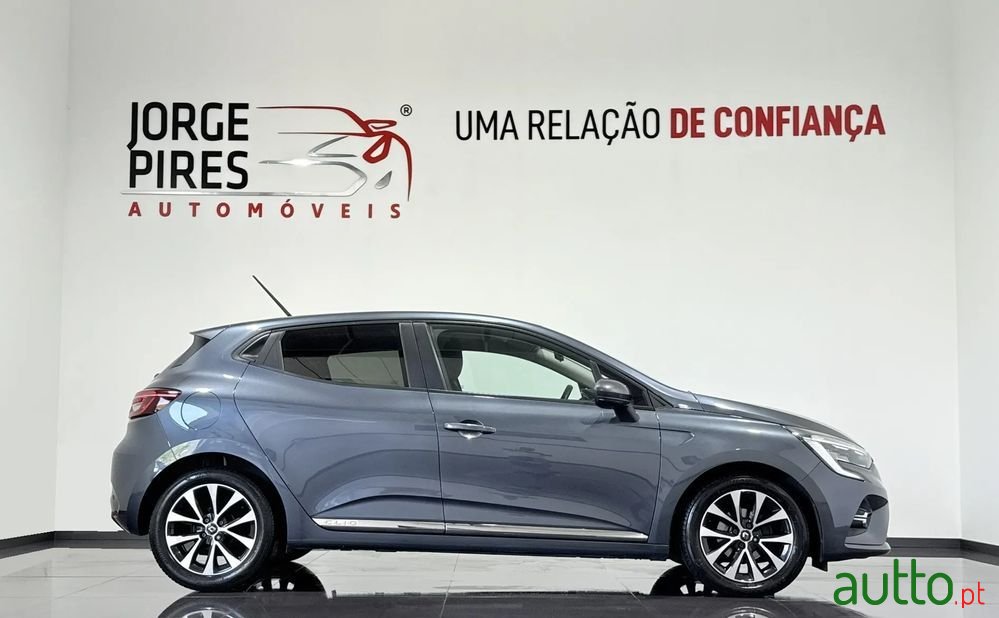2020' Renault Clio photo #3