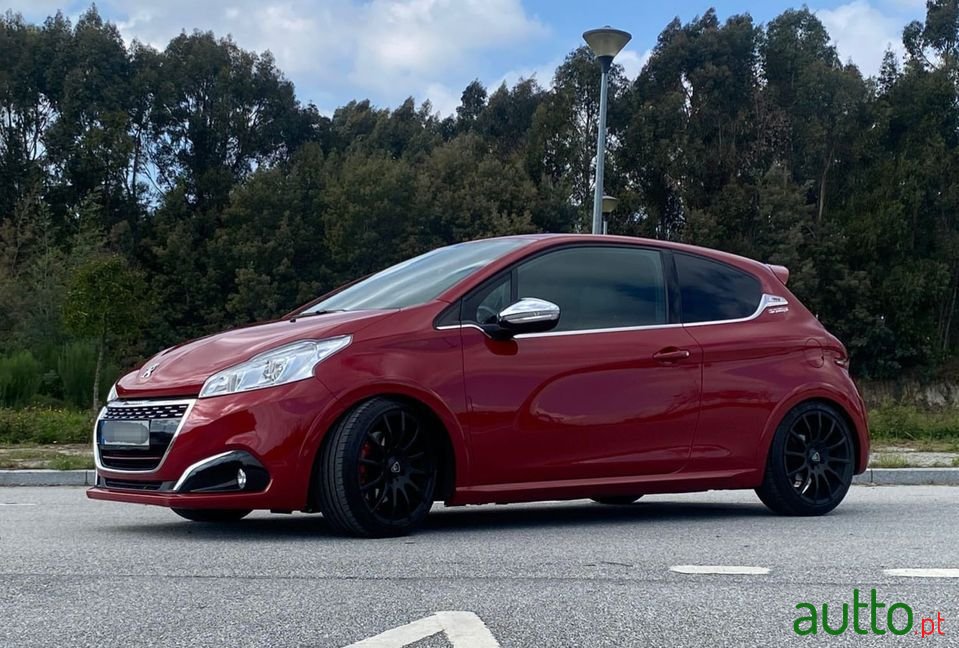 2016' Peugeot 208 photo #3