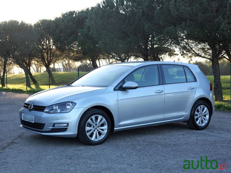 2016' Volkswagen Golf photo #6