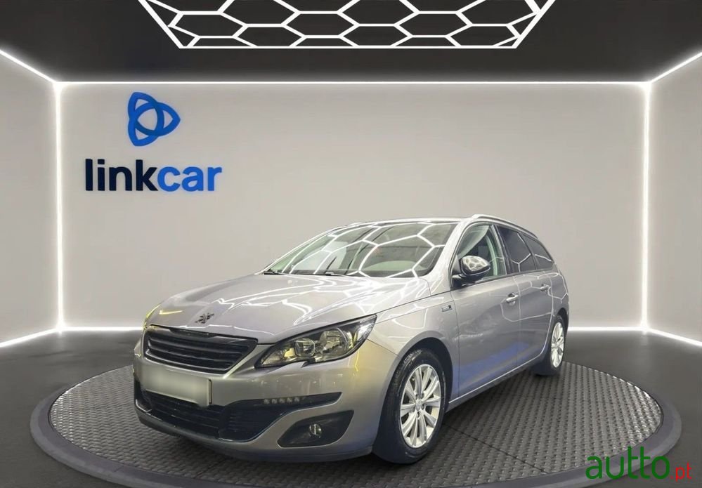 2017' Peugeot 308 Sw photo #3