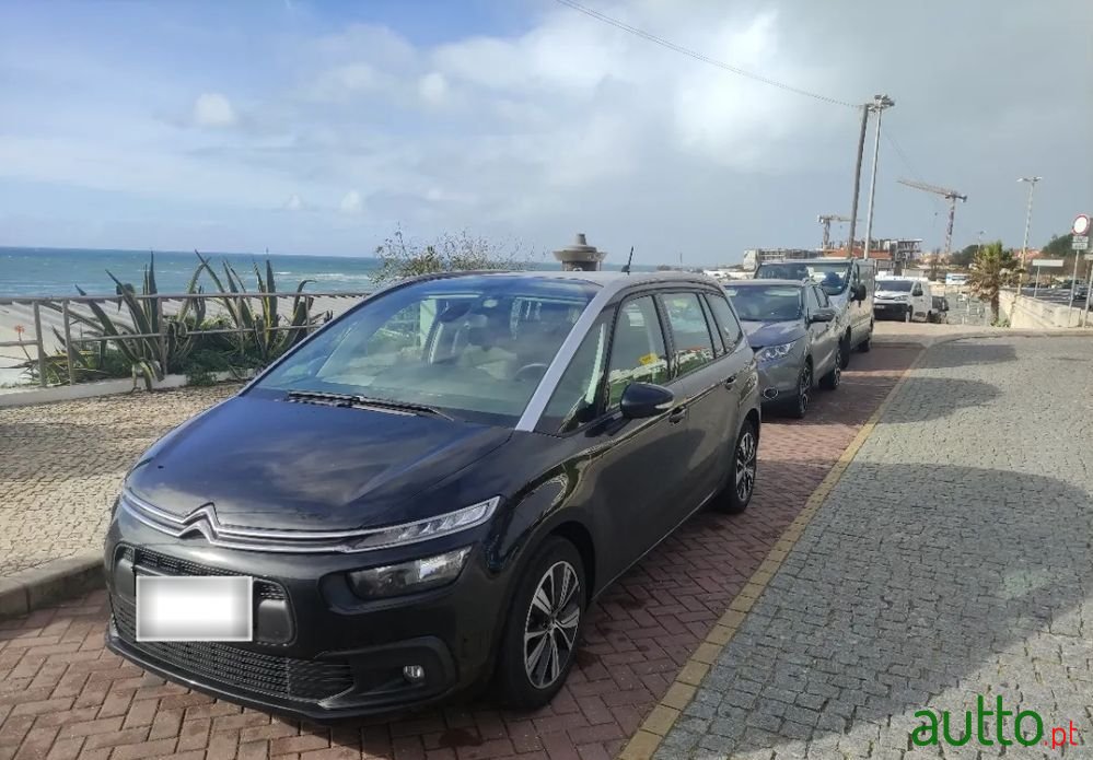 2018' Citroen C4 Grand Picasso photo #1