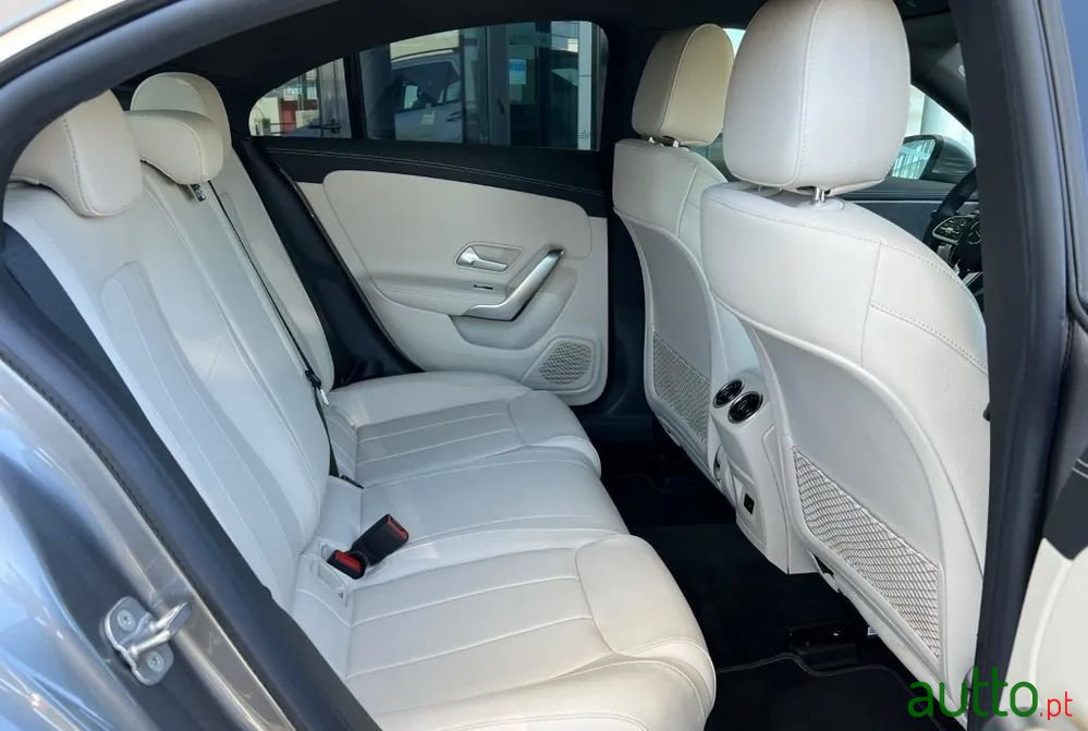 2023' Mercedes-Benz Classe Cla photo #5