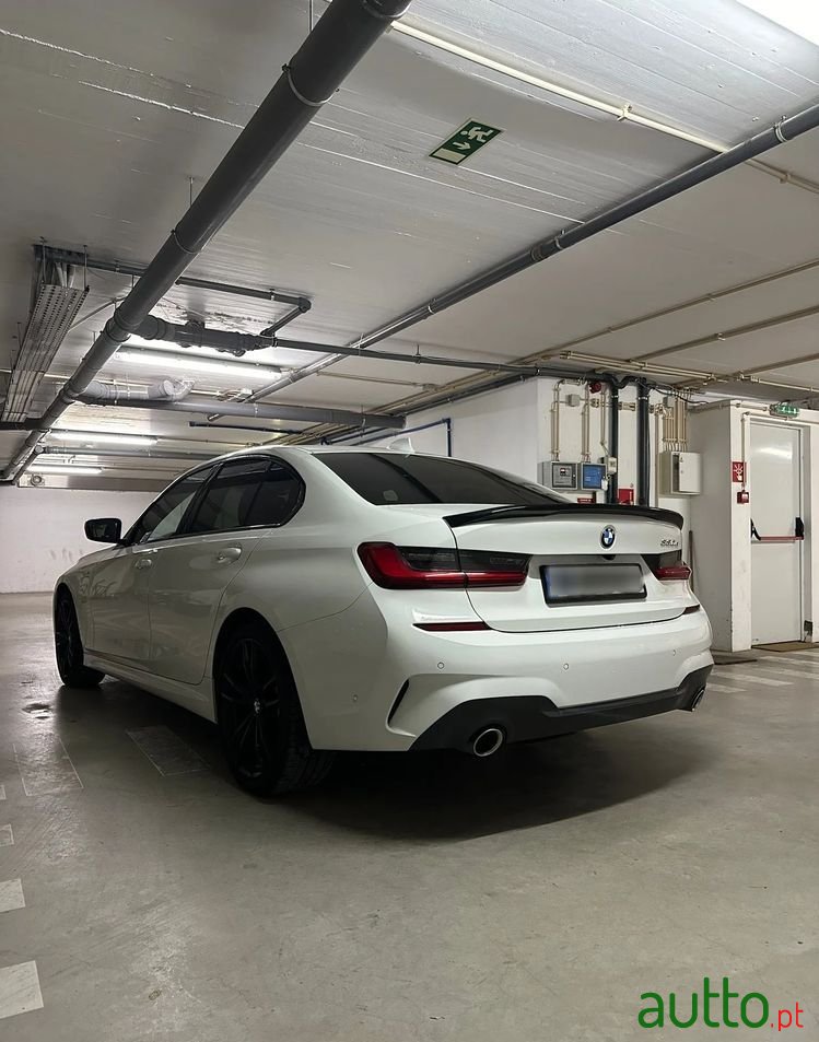 2019' BMW 330 E Pack M Auto photo #4