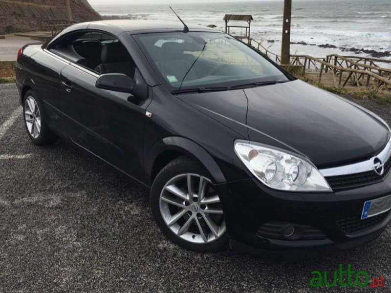 2009' Opel Astra Cabrio 1.9 Cdti photo #1