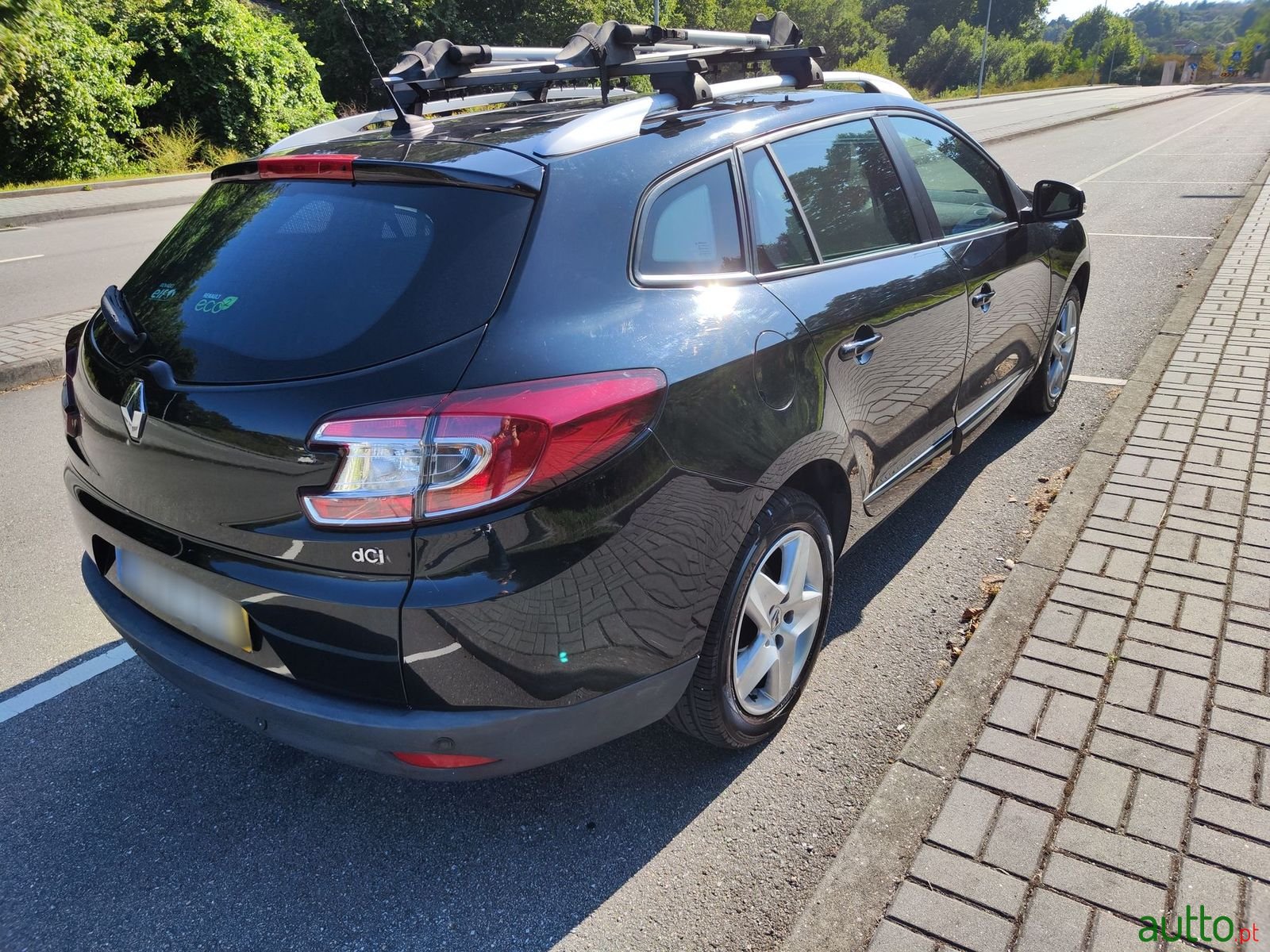 2014' Renault Megane Sport Tourer photo #4