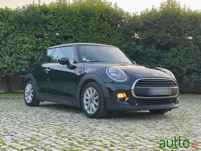 2016' MINI One D  3 Portas photo #3