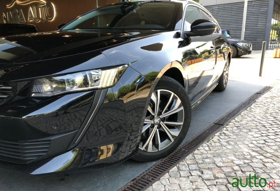 2019' Peugeot 508 Sw photo #2