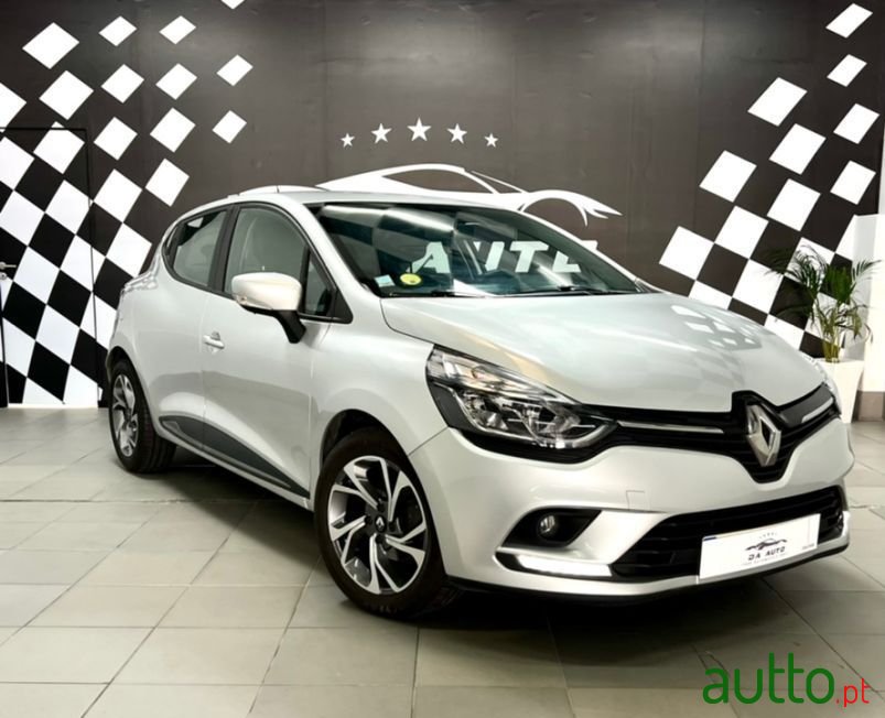 2018' Renault Clio photo #1