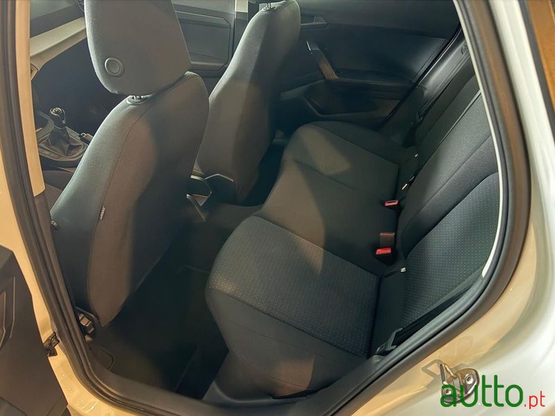 2021' SEAT Ibiza 1.0 Tsi Style photo #5