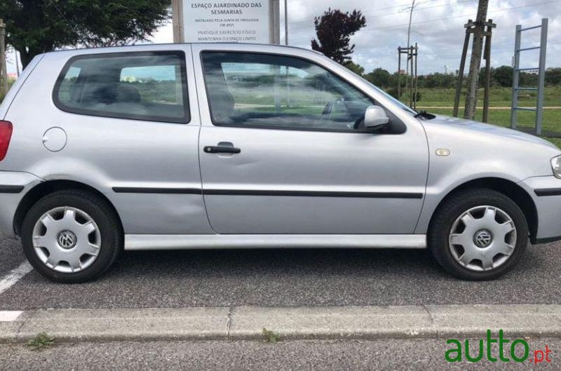 2000' Volkswagen Polo photo #1