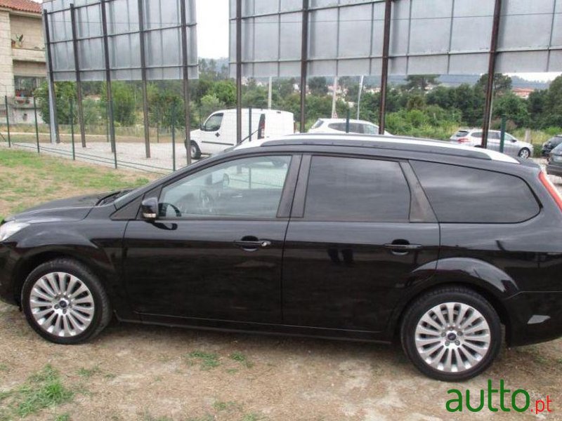 2010' Ford Focus-Sw 1.6 Tdci Titanium photo #1