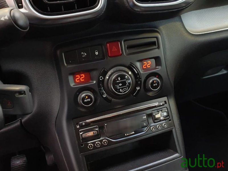 2014' Citroen C3 Picasso photo #6