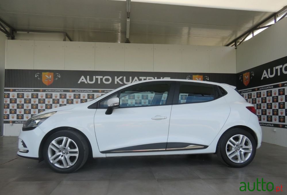 2017' Renault Clio 1.5 Dci Zen photo #2