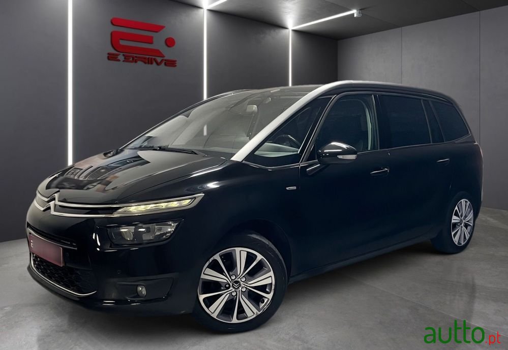 2016' Citroen C4 Picasso photo #1