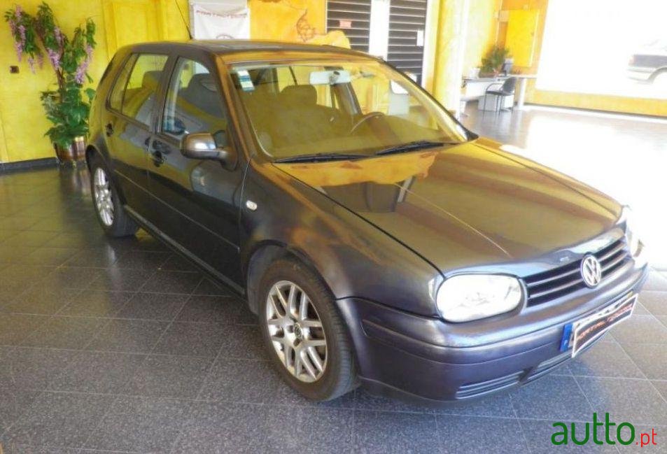 2002' Volkswagen Golf 1.6I 25 Anos photo #1