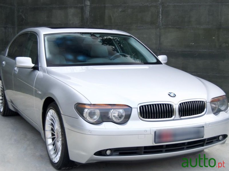 2001' BMW 735 photo #1