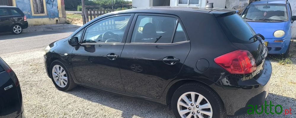 2010' Toyota Auris 1.4 Vvt-I Ac photo #3