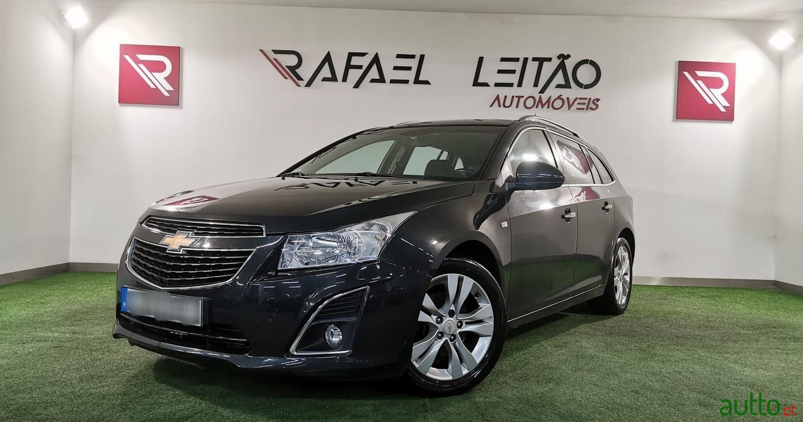 2013' Chevrolet Cruze Sw photo #1