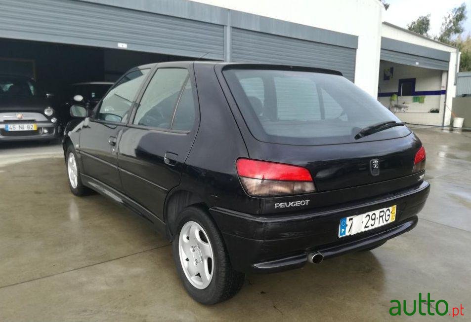 2001' Peugeot 306 1.4 I Xr photo #1