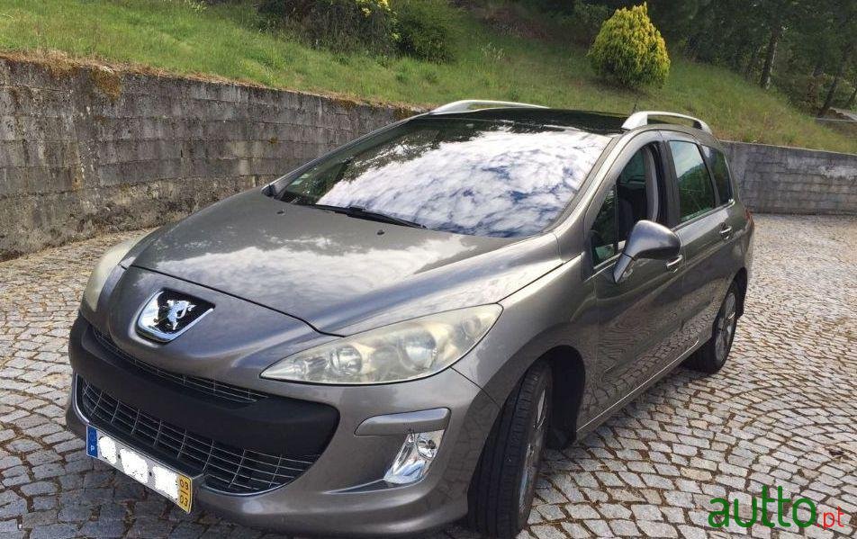 2009' Peugeot 308 Sw photo #2