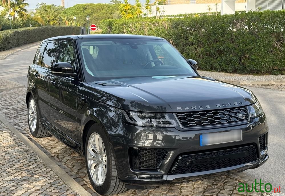 2020' Land Rover Range Rover Sport photo #6