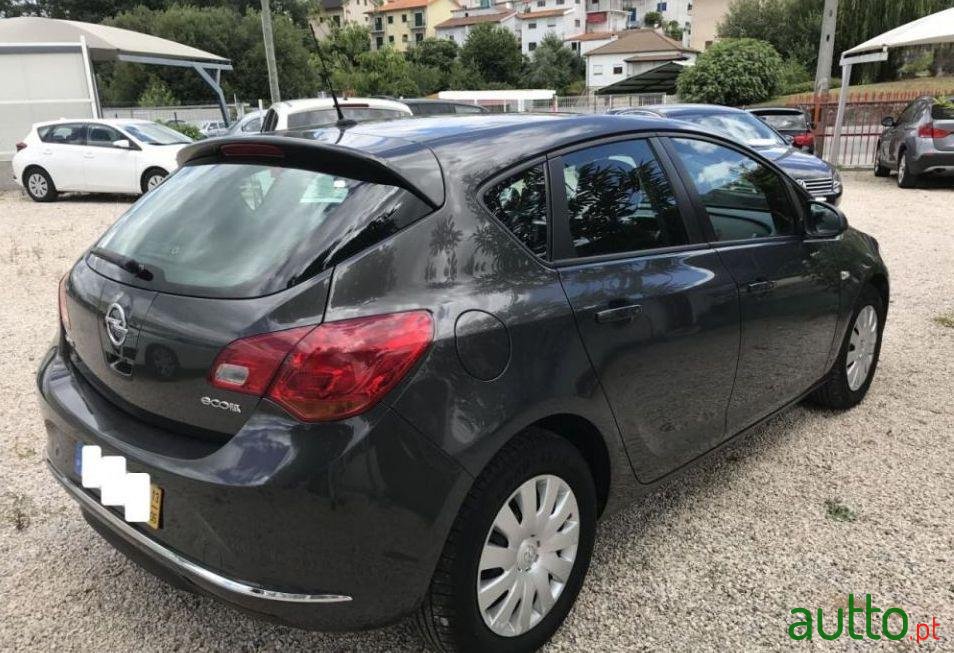 2013' Opel Astra 1.3 Cdti Enjoy S/S photo #2