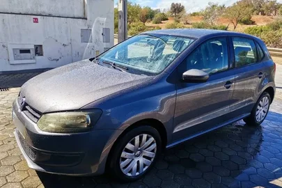 2013' Volkswagen Polo