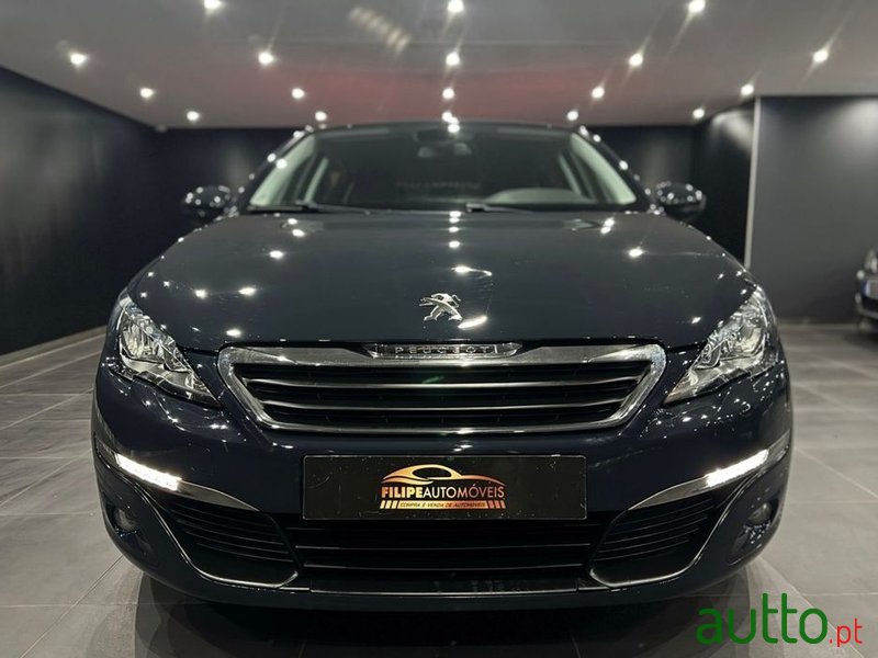 2017' Peugeot 308 photo #2