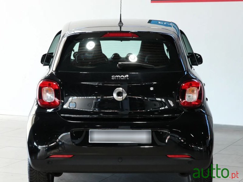 2021' Smart Forfour Eq Passion photo #5