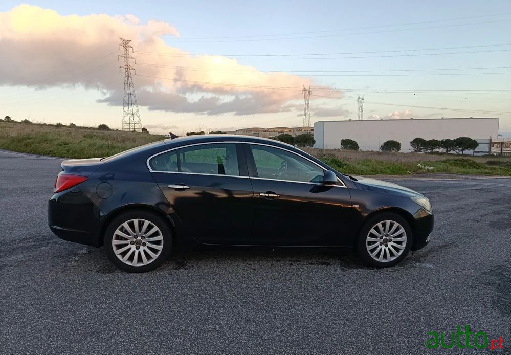 2009' Opel Insignia 2.0 Cdti Executive S/S photo #1