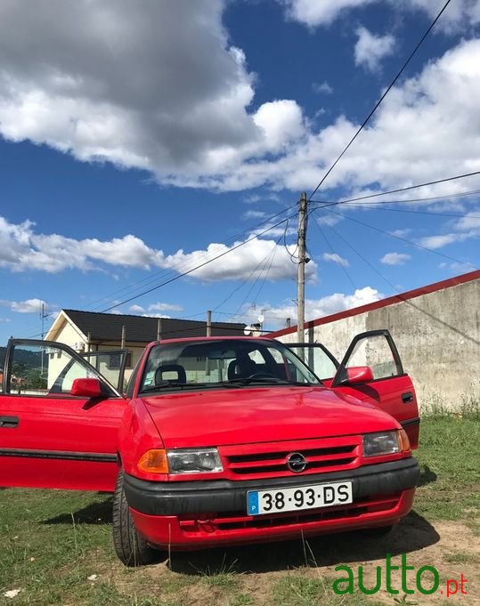 1994' Opel Astra photo #4