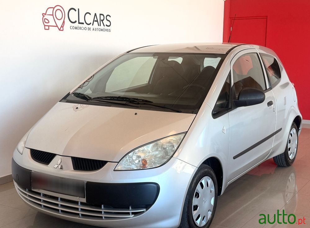 2008' Mitsubishi Colt photo #1