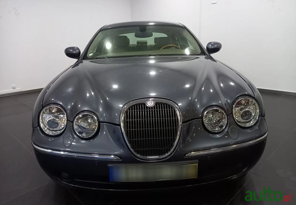 2006' Jaguar S-Type photo #3