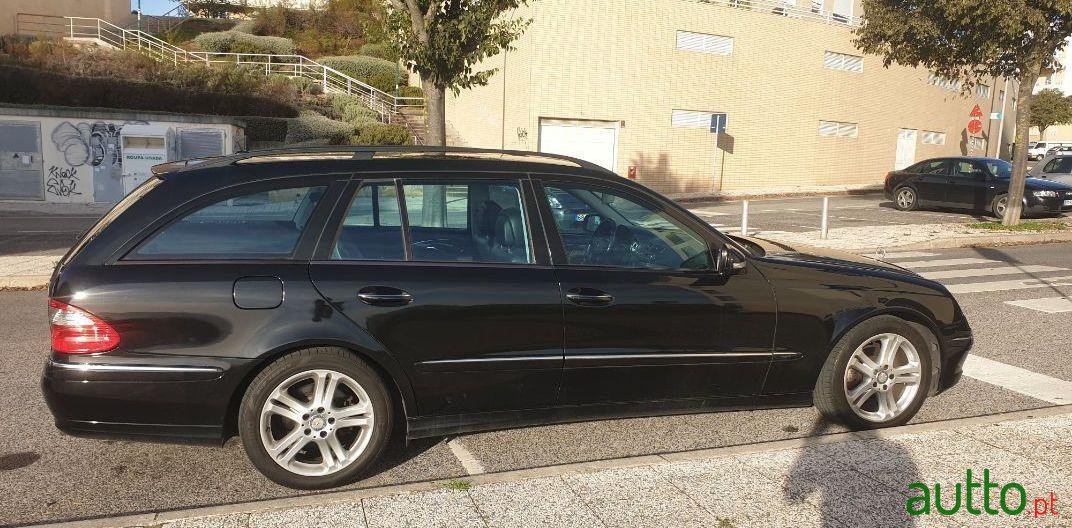 2008' Mercedes-Benz E-280 Avantegarde photo #1