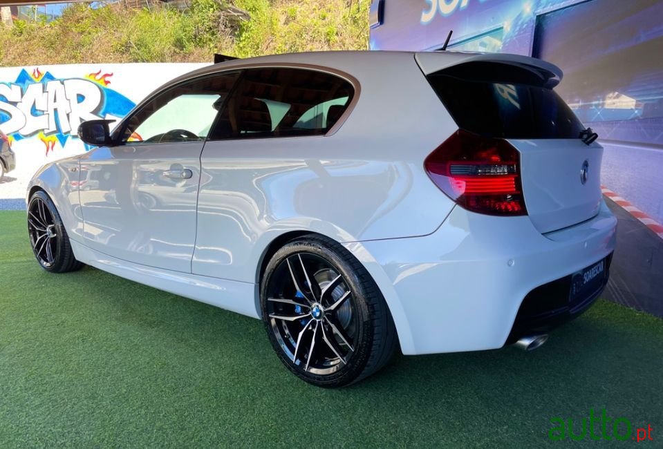 2010' BMW 118 photo #3