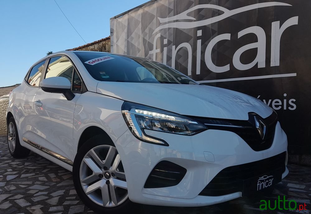 2020' Renault Clio Tce 100 Intens photo #1