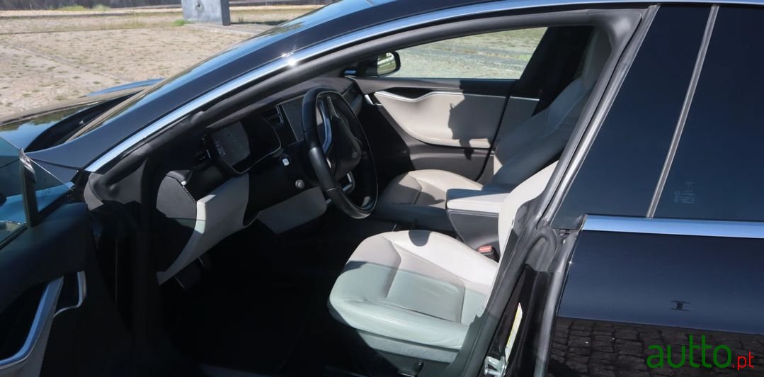 2016' Tesla Model S photo #5