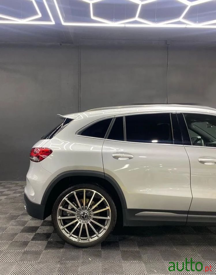2020' Mercedes-Benz Classe Gla 4-Matic photo #5
